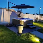 Daire Superior One Bedroom Marčana