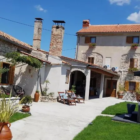 Superior One Bedroom Loborika